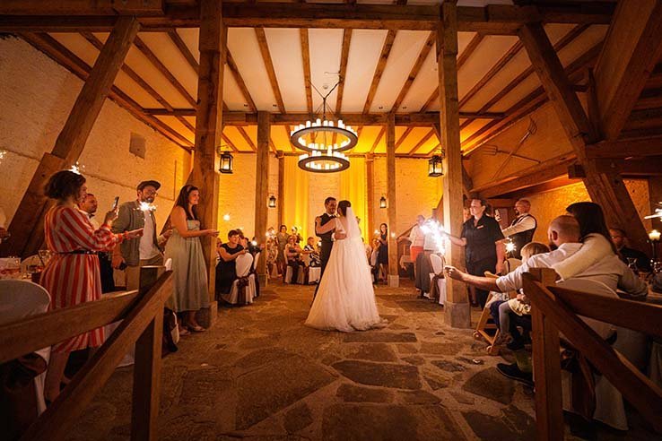 Hochzeitslocation Eventscheune "Zum Alten Marstall"