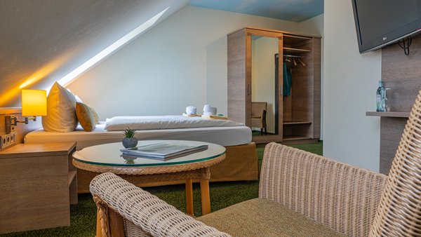 Gemütliches Hotelzimmer im Bayerischen Hof Grünbach – Übernachtung für Hochzeitsgäste im Vogtland