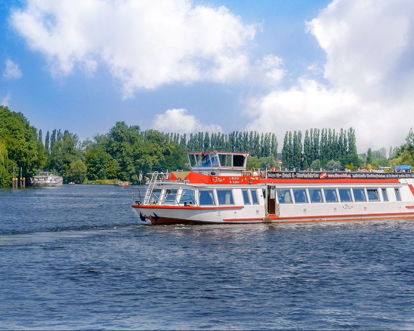 Diva Eventschiff auf der Spree in Berlin – außergewöhnliche Hochzeitslocation auf dem Wasser