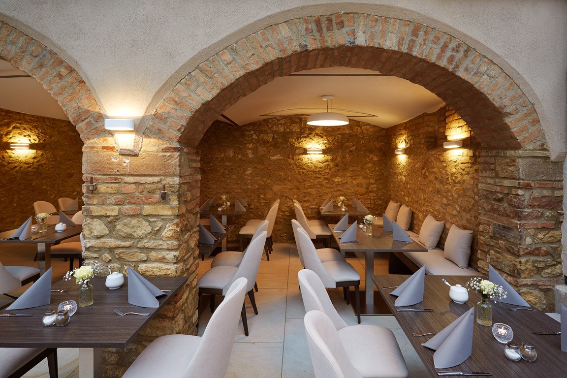 Die Remise bietet Platz für Hochzeitsgesellschaften von 30 bis 50 Gästen.