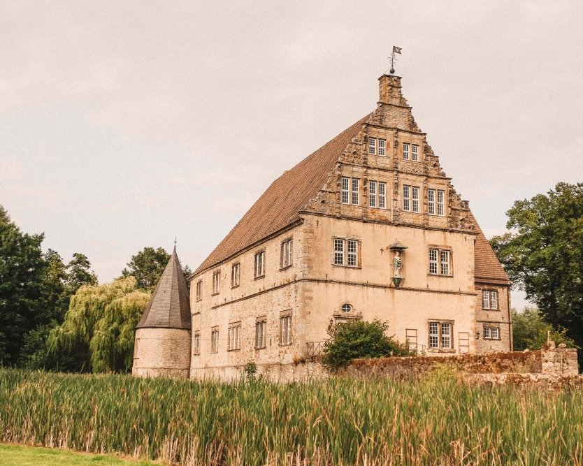 Historisches Wasserschloss Thienhausen in Steinheim