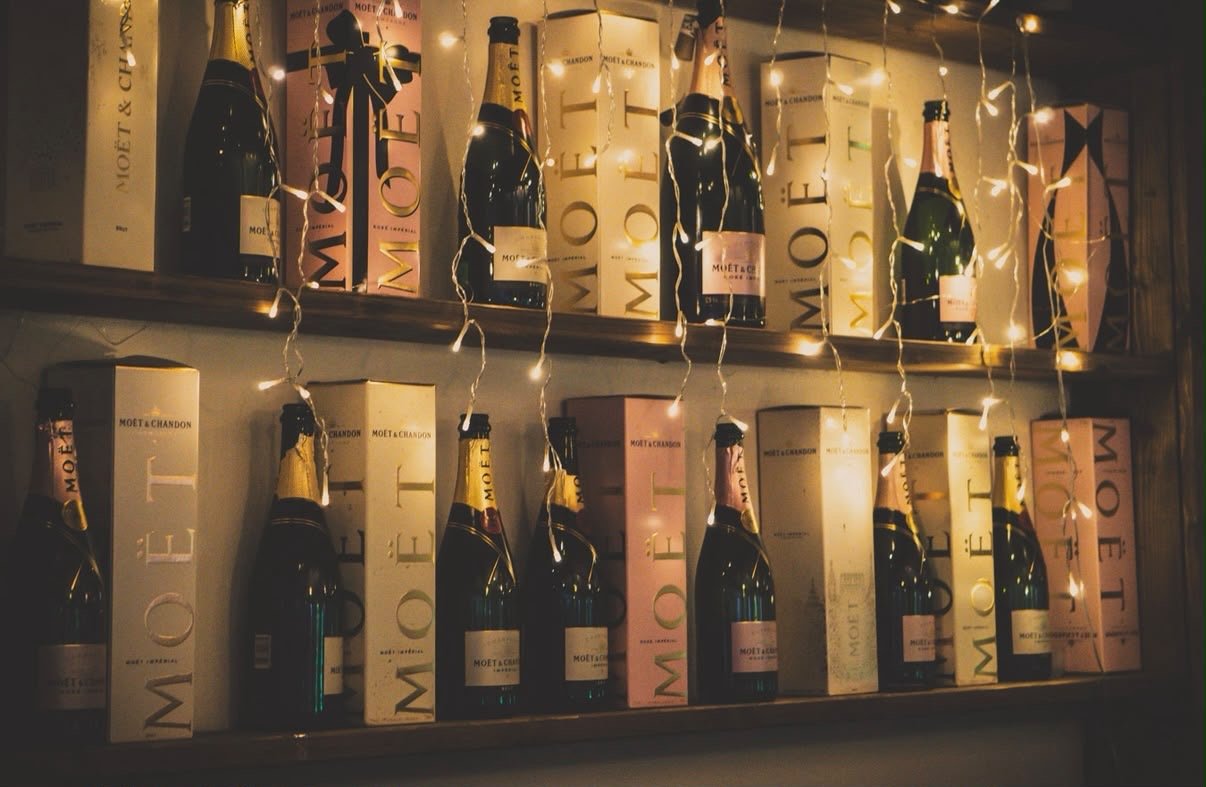 Champagnerauswahl an der Bar des Hotel-Restaurant Burbaum