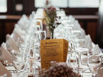 Annie Finefood auf Burg Guttenberg