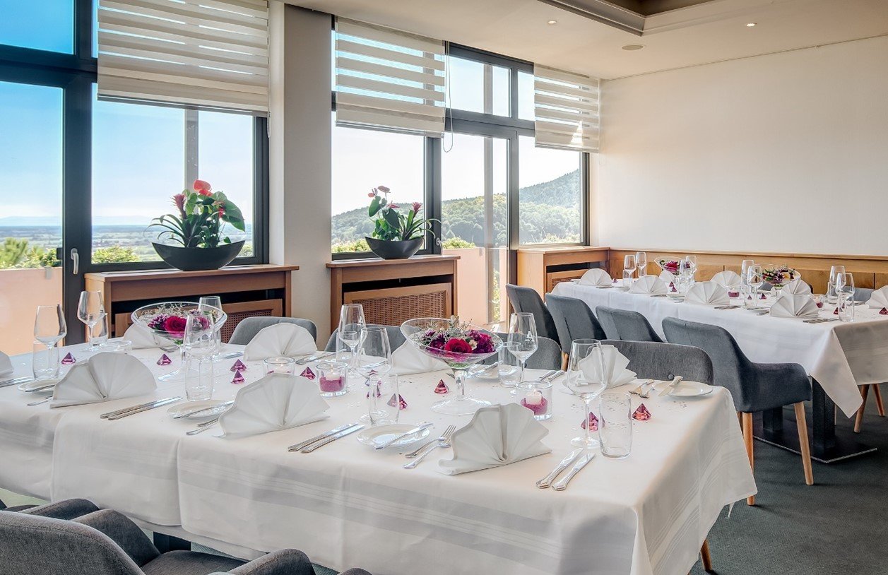 Hochzeitslocation Arens Hotel 327mNN