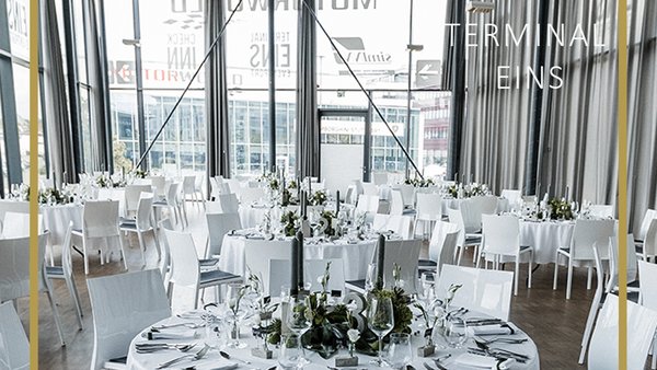 Hochzeitslocation CHECK INN Restaurant                                                                       Eventhalle TERMINAL EINS
