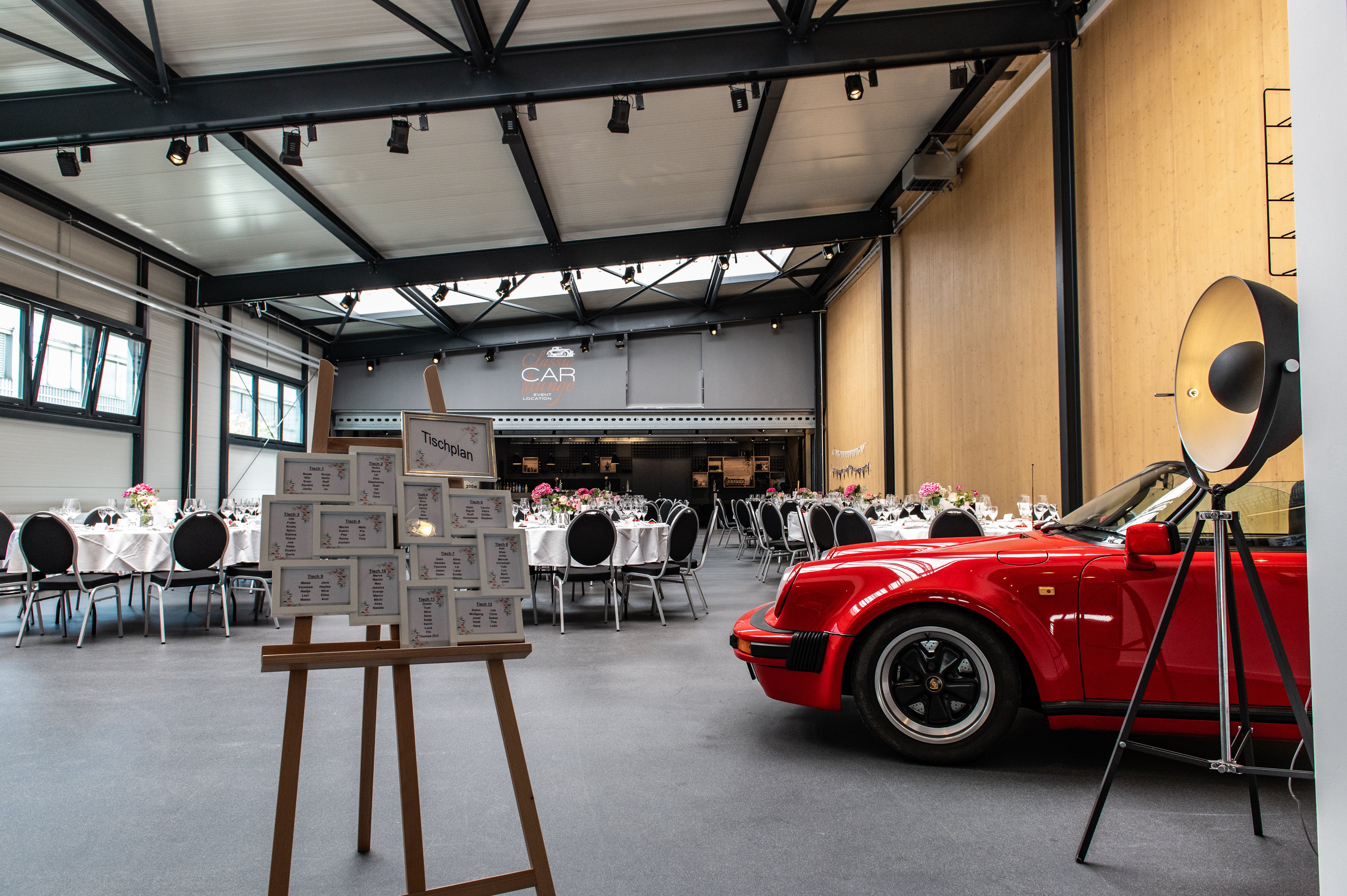 Hochzeitslocation Classic Car Lounge Böblingen