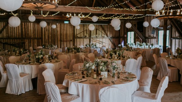 Hochzeitslocation EVENTSCHEUNE Wallenburg