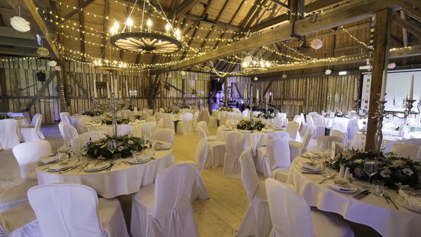 Hochzeitslocation EVENTSCHEUNE Wallenburg