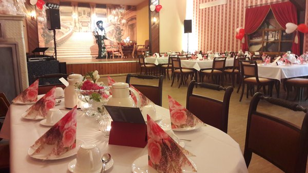 Hochzeitslocation Elstertal Saloon