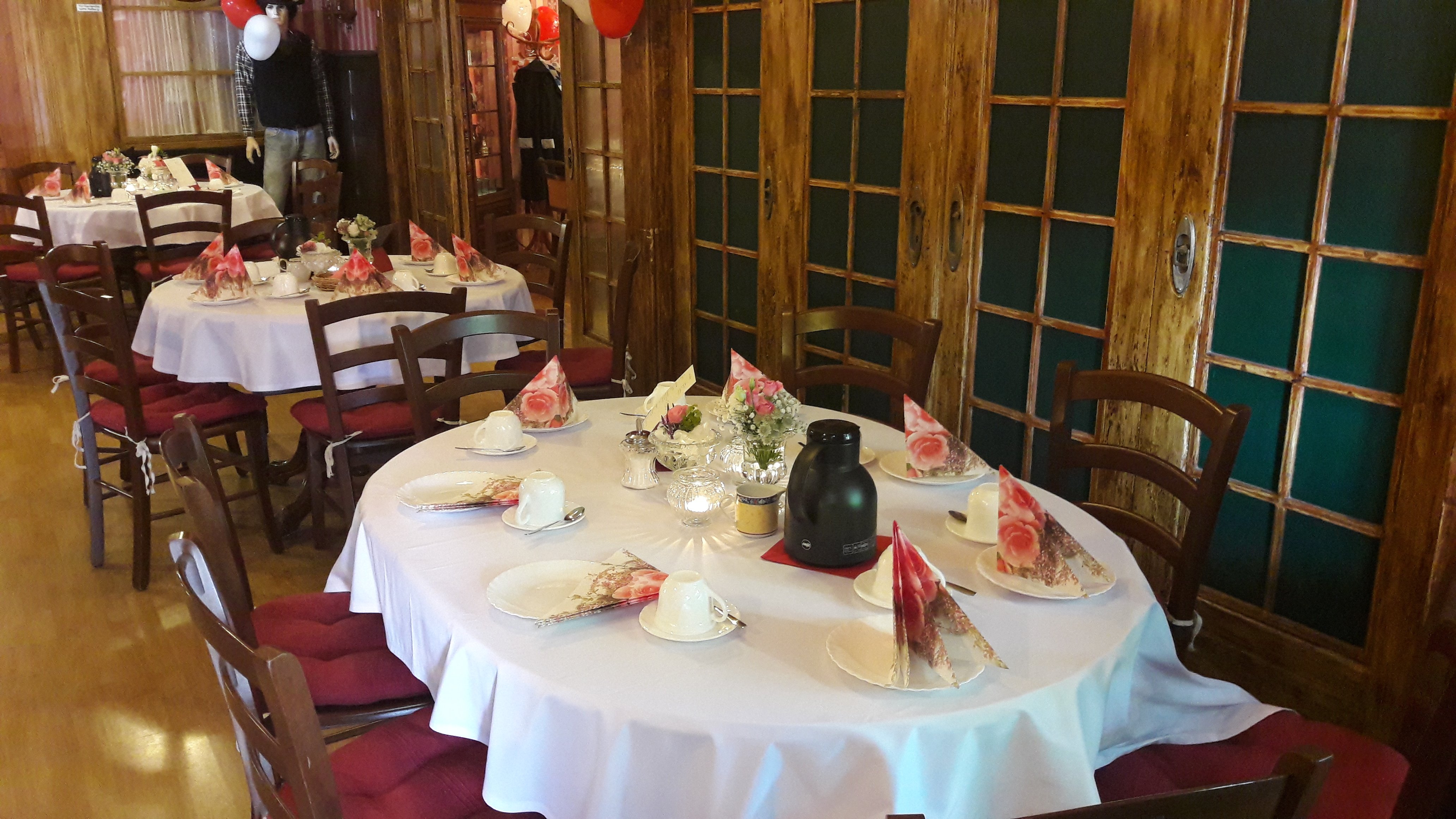 Hochzeitslocation Elstertal Saloon