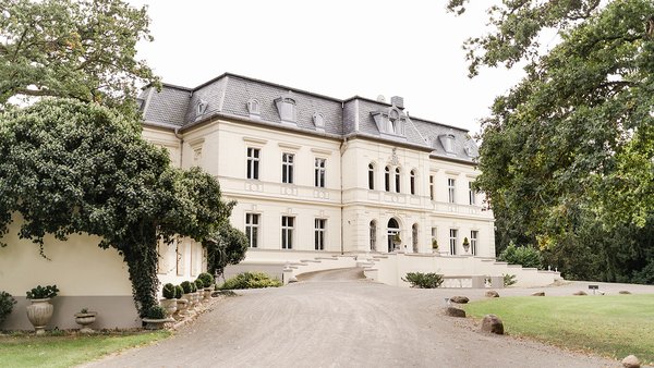 Hochzeitslocation Eventschloss Schönfeld