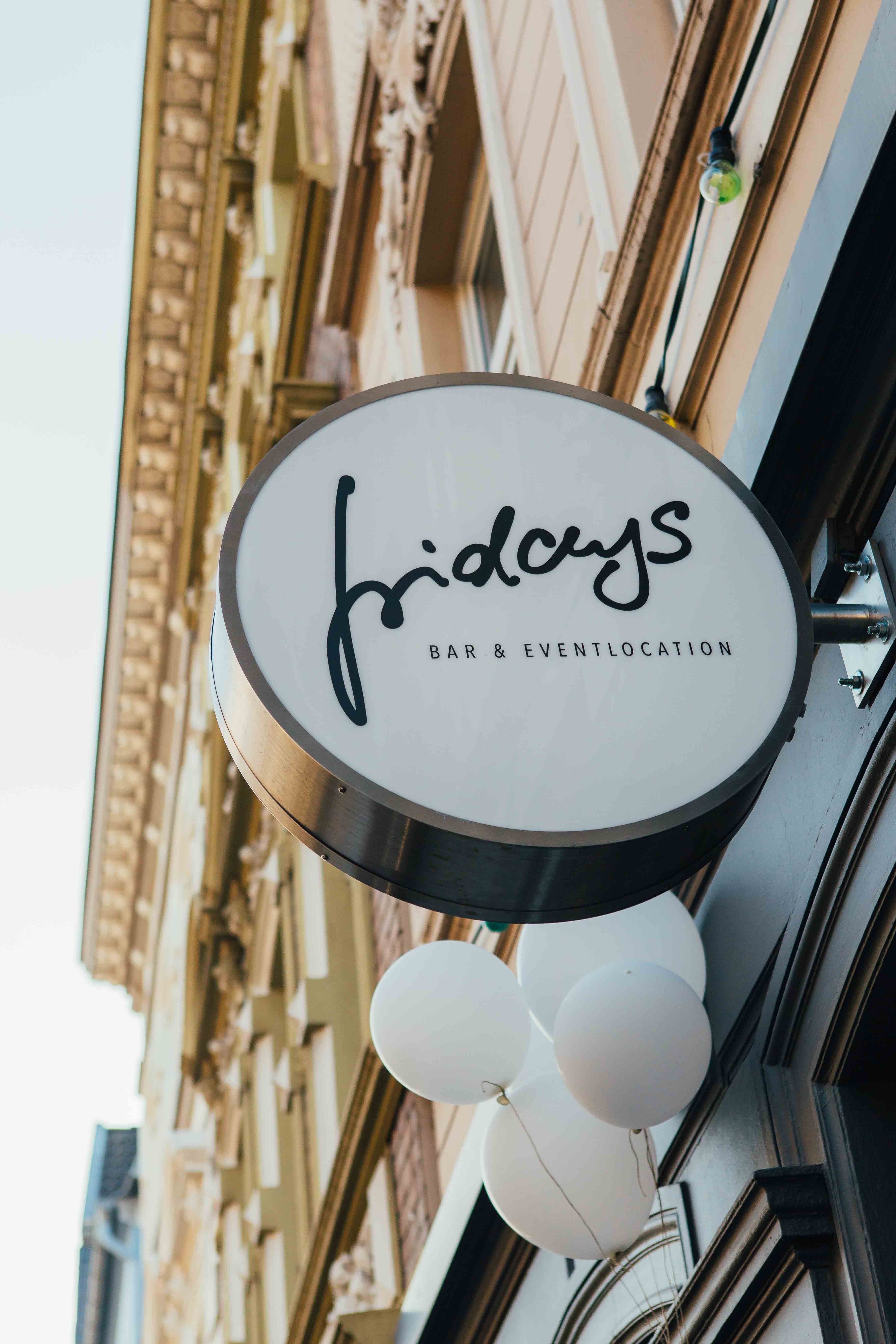 Hochzeitslocation Fridays Bar & Eventlocation Neuss