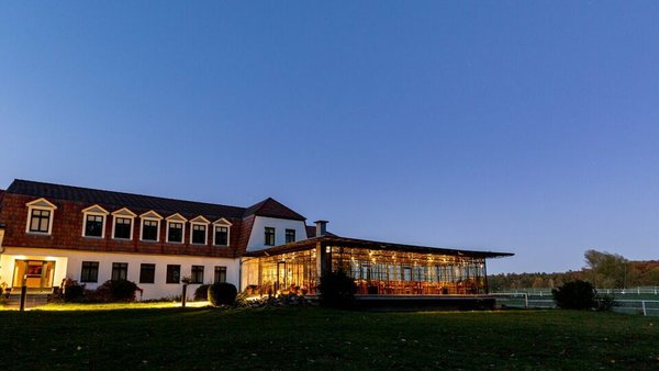 Hochzeitslocation Gut Sarnow - Hotel, Restaurant und Reitanlage