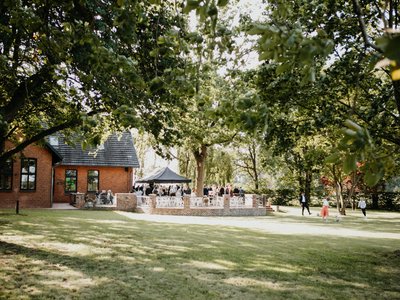Häserhof Festsaal & Alte Schule