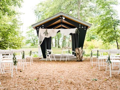 Häserhof Festsaal & Alte Schule