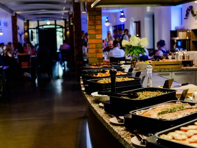 Häserhof Festsaal & Alte Schule