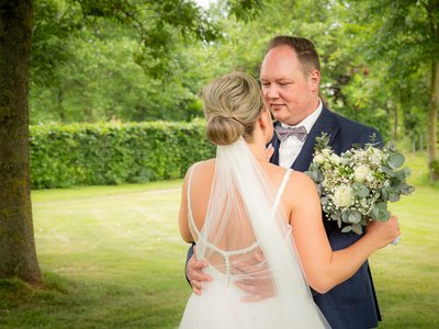 Henaux Foto & Medien