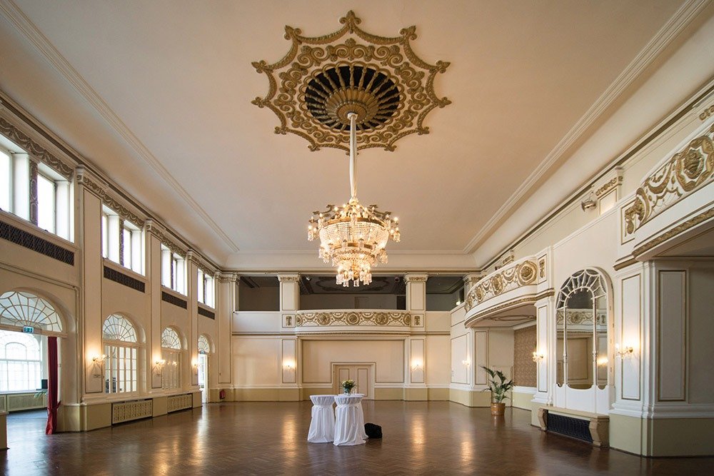 Hochzeitslocation Historischer Ballsaal im Parkhotel Dresden
