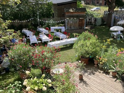 Hostel & Garten Eden