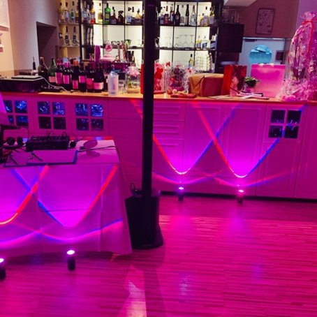 Hochzeitslocation Kastaniengrün Event-Catering-Lokation