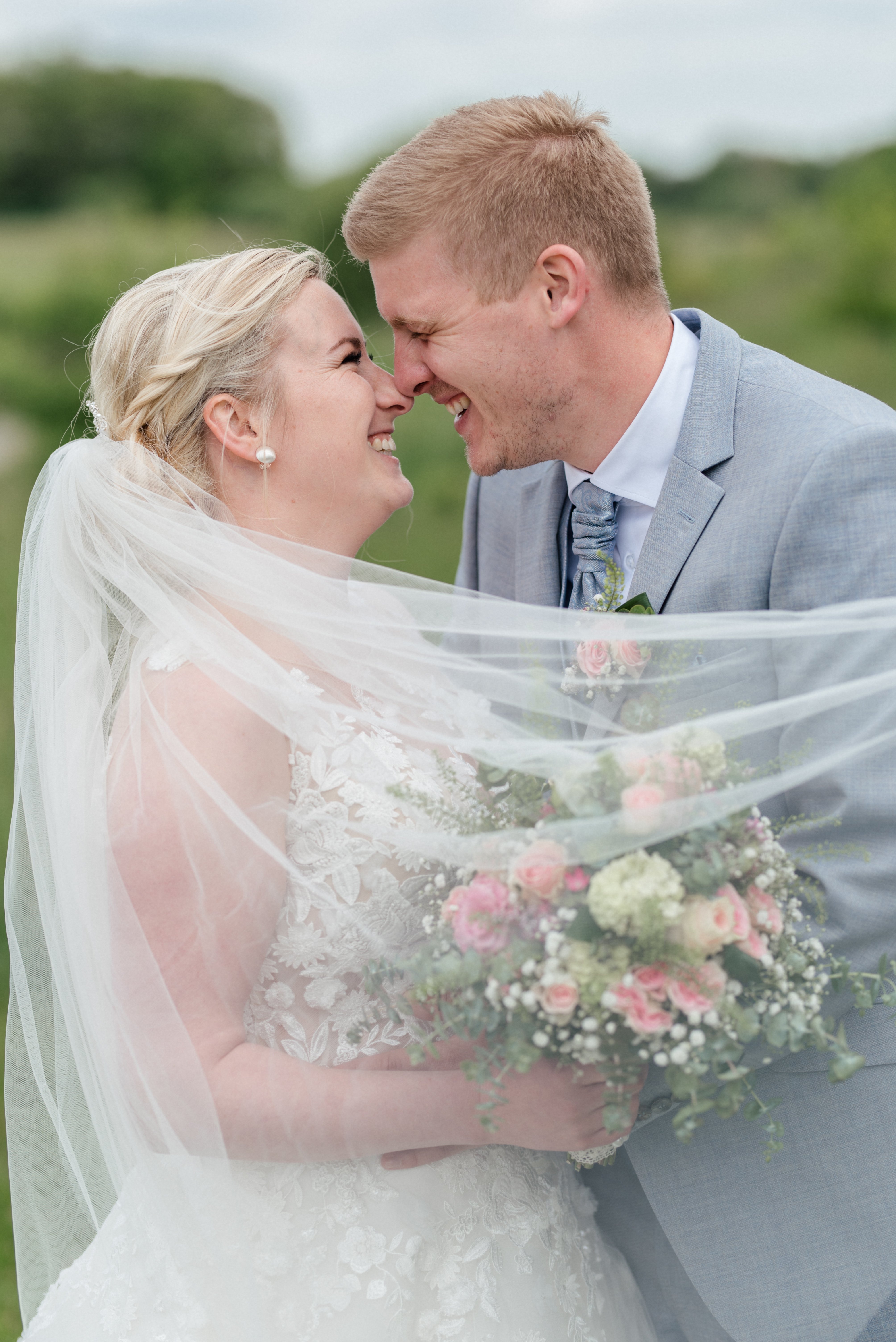 Hochzeitsfotograf Lina Stilla Photography - emotionale, zeitlose Hochzeitsreportagen