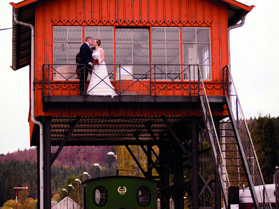 "Mit Volldampf ins Glück" - Heiraten bei der Sauschwänzlebahn
