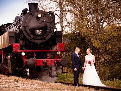 "Mit Volldampf ins Glück" - Heiraten bei der Sauschwänzlebahn