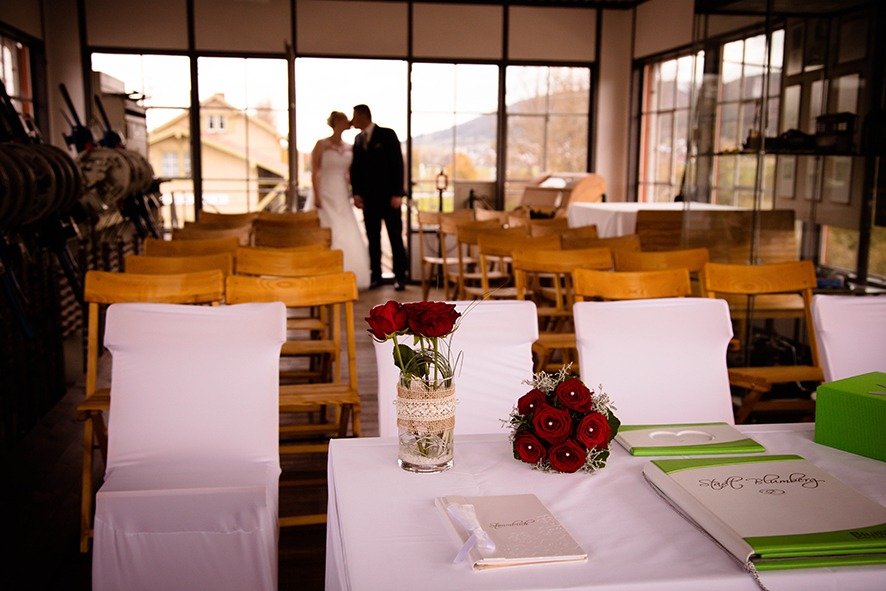 Hochzeitslocation "Mit Volldampf ins Glück" - Heiraten bei der Sauschwänzlebahn