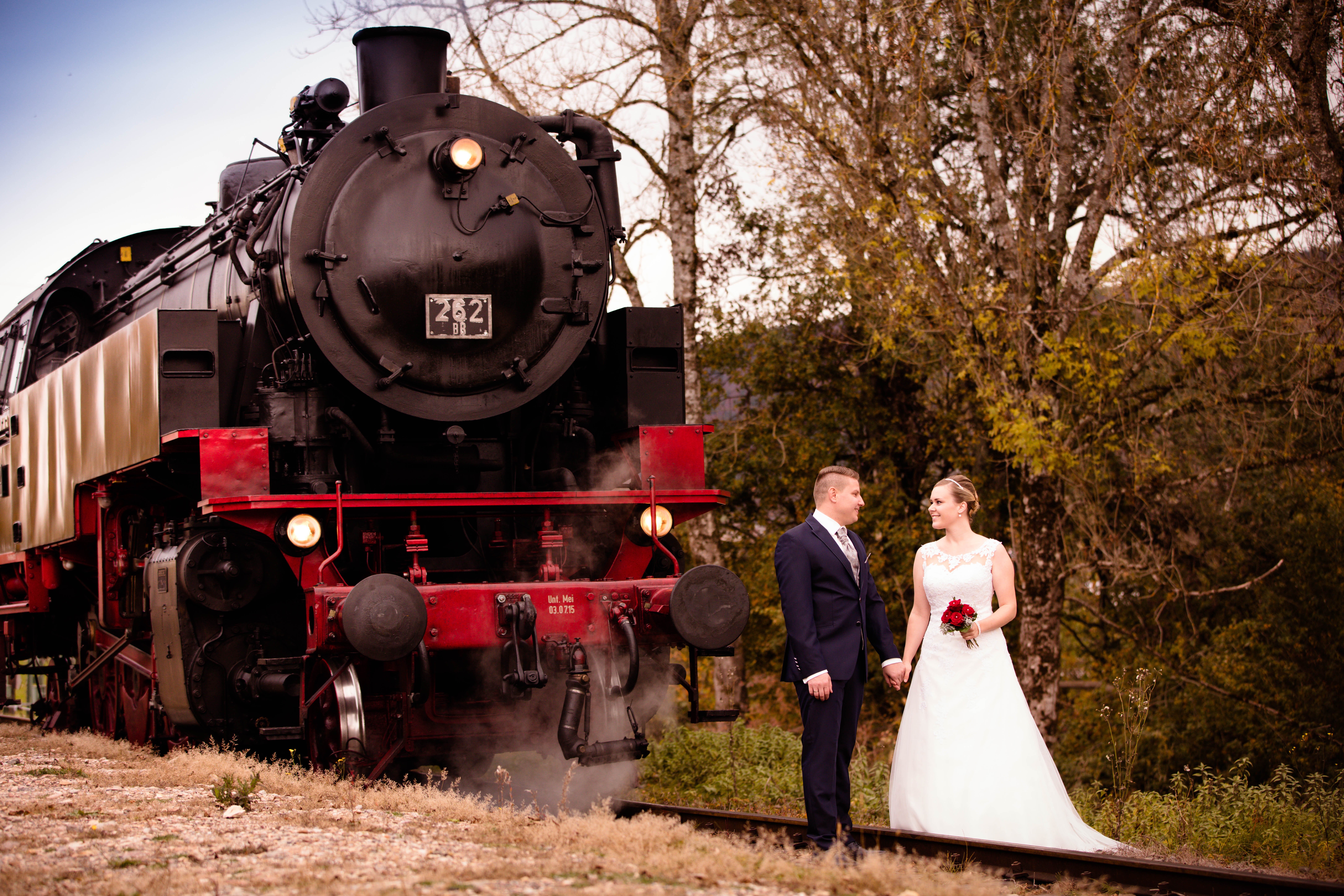 Hochzeitslocation "Mit Volldampf ins Glück" - Heiraten bei der Sauschwänzlebahn