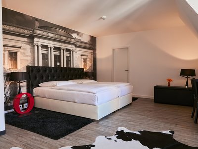 OX – Taste of Now & Hotel im Haus zur Hanse