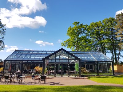 Orangerie im Park