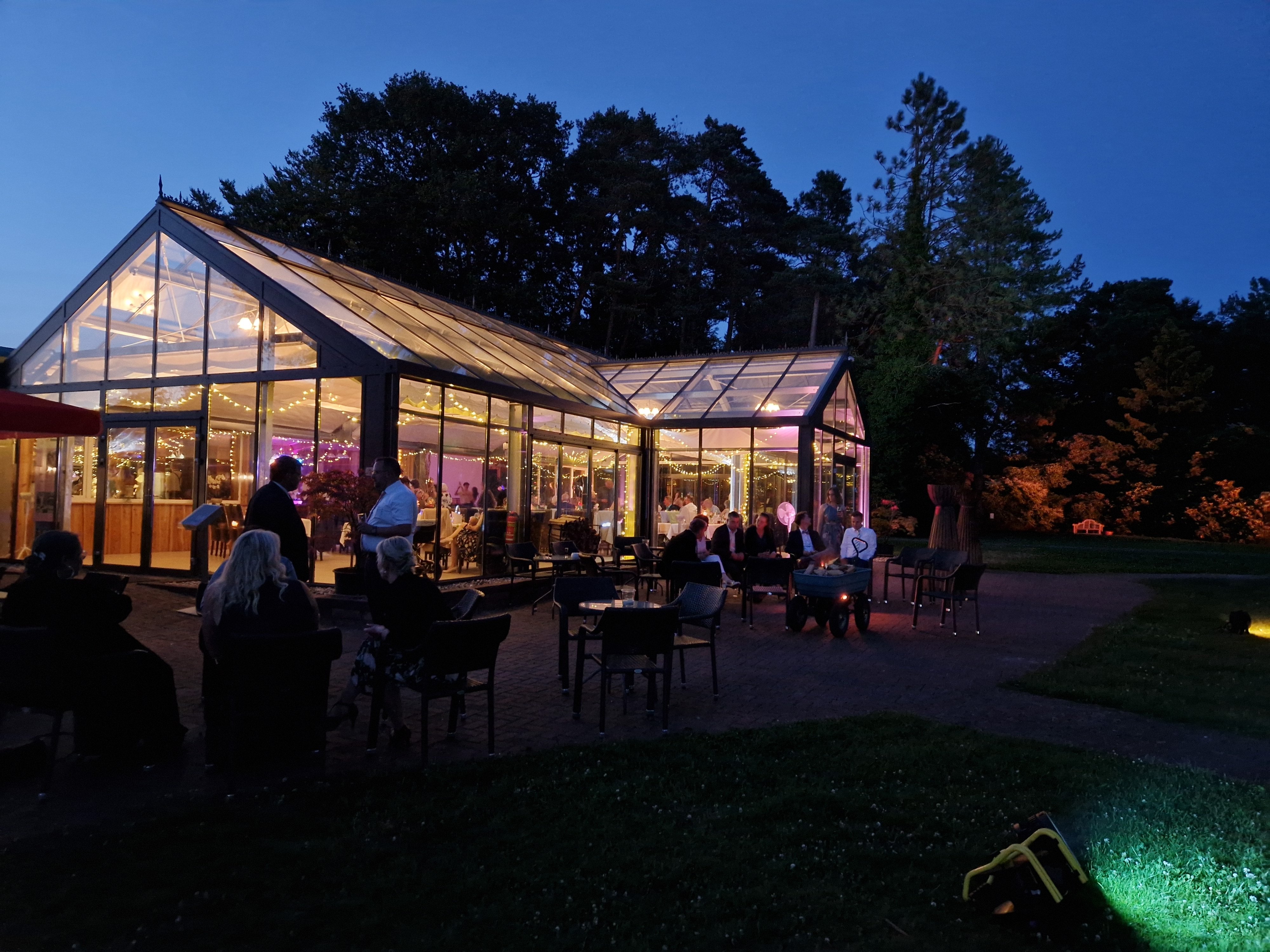 Hochzeitslocation Orangerie im Park