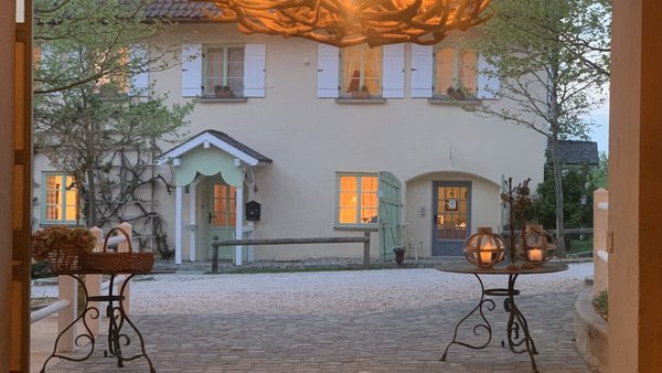 Hochzeitslocation Remise Schloss Amerang