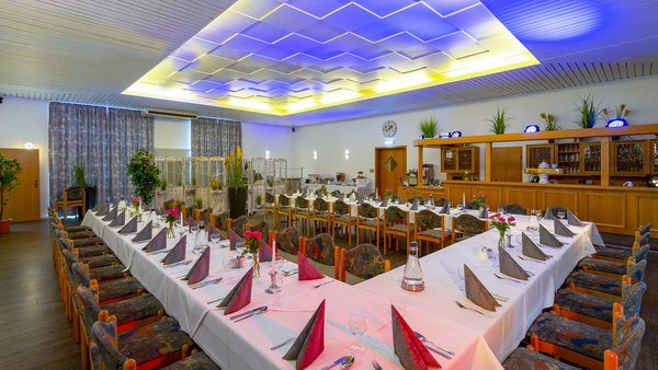 Hochzeitslocation Restaurant & Landhotel "Zum Niestetal"