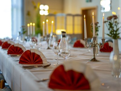 Restaurant & Landhotel "Zum Niestetal"