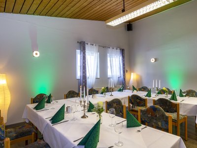 Restaurant & Landhotel "Zum Niestetal"