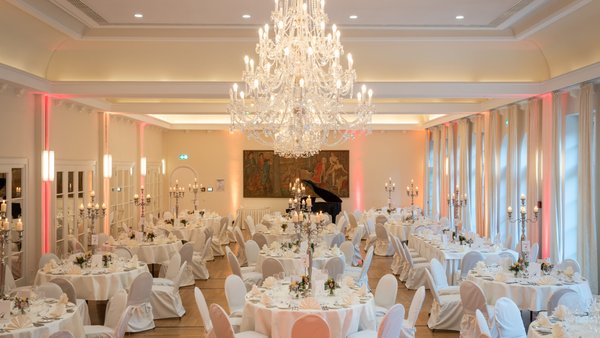 Hochzeitslocation Romantikhotel Landschloss Fasanerie