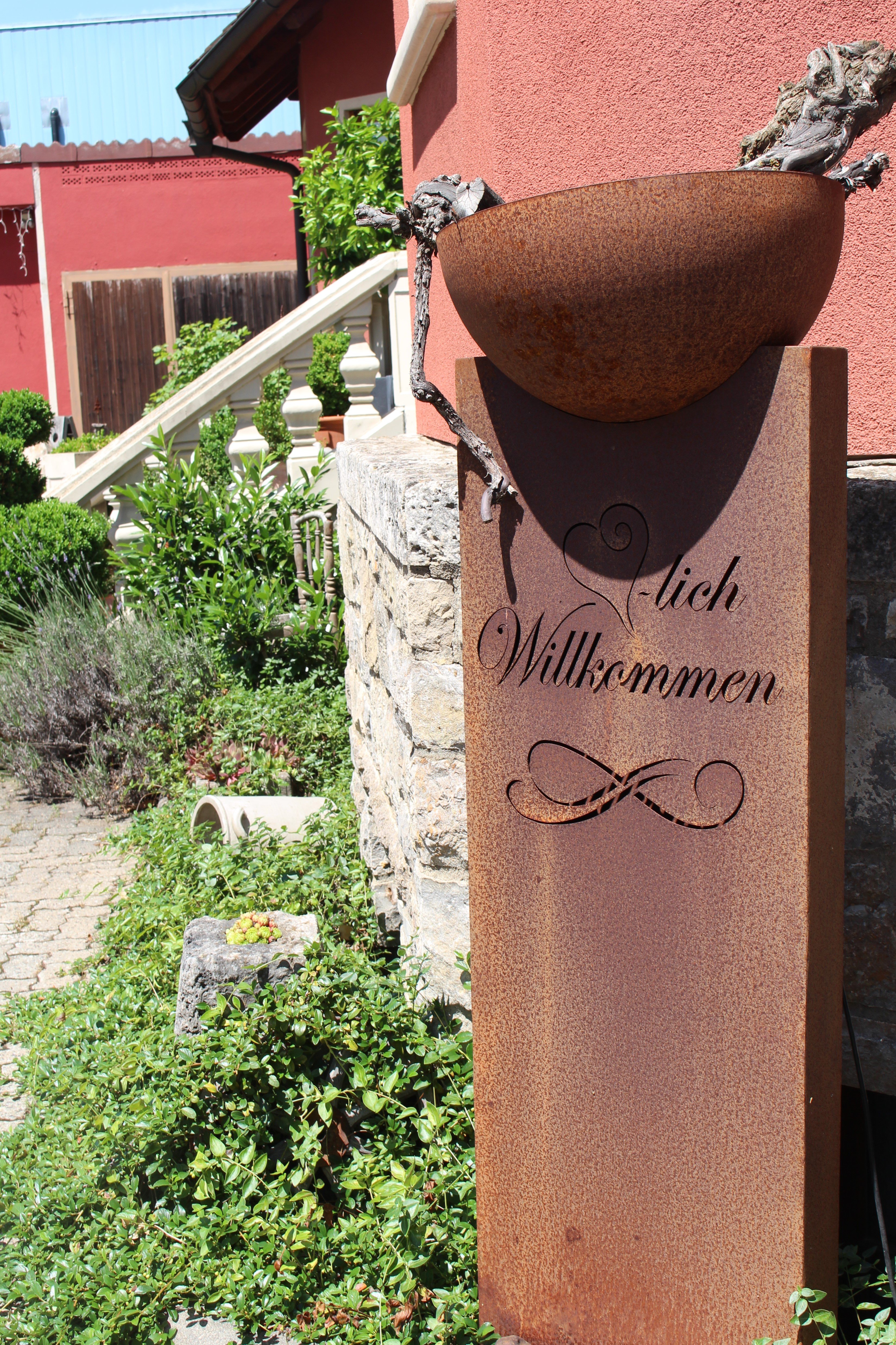 Hochzeitslocation Romantische Scheune im Weingut Leo Sauer