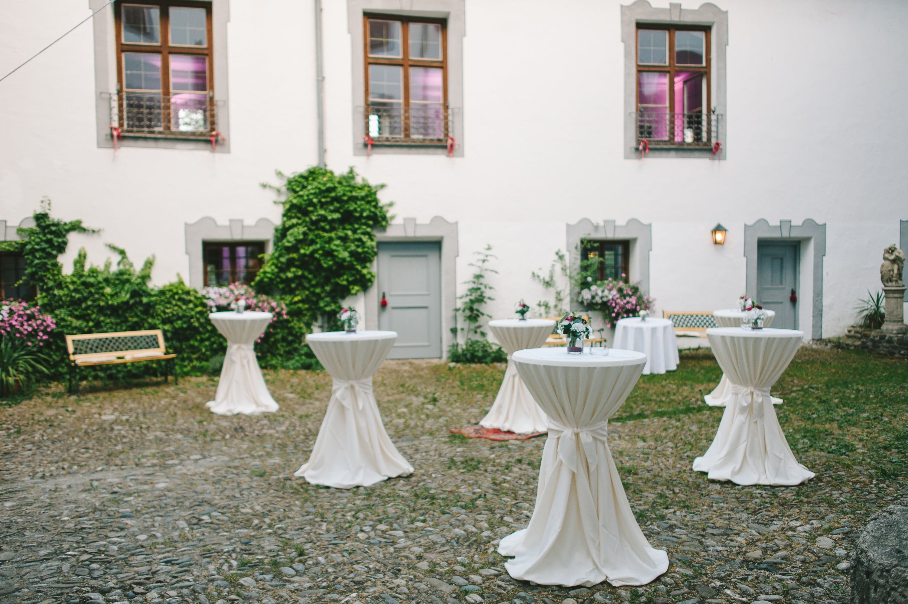 Hochzeitslocation Schloss und Marstall Pertenstein