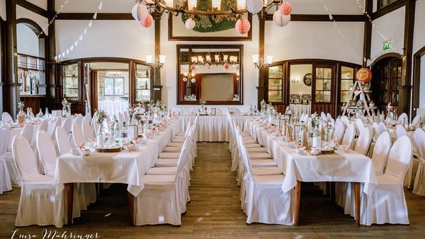 Hochzeitslocation Schlossberg Eventlocation