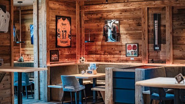 Hochzeitslocation SportsAlm (B´moovd)