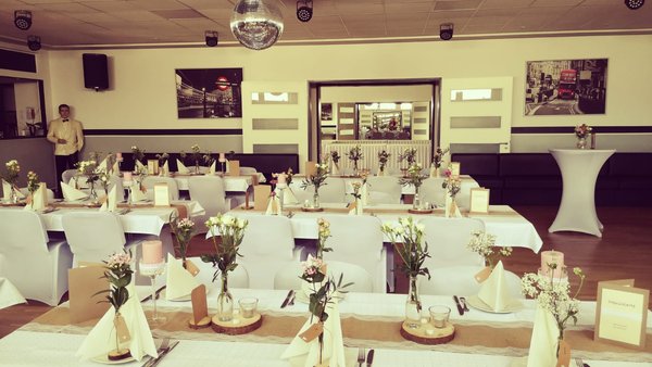 Hochzeitslocation Tanzschule & Eventlocation Theißen