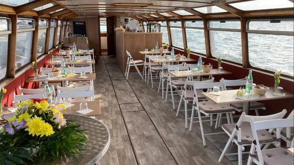 Hochzeitslocation Traditionsschiff MS Cospuden