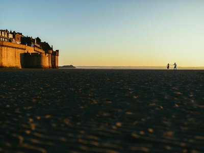 Valentin Paster - Lovemoments