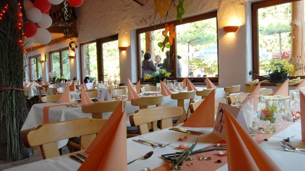 Hochzeitslocation Waldgaststätte Paddelweiher