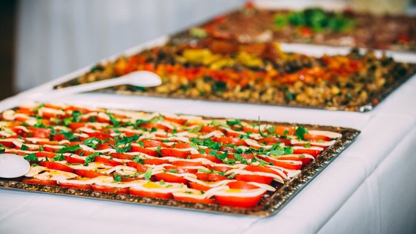 Salatbuffet vom Kurpark Catering in Bad Krozingen für eine Hochzeitsfeier