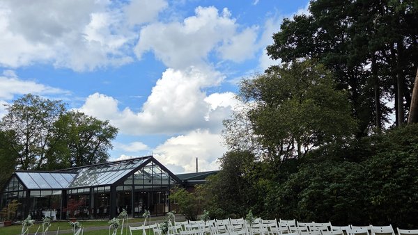 Hochzeitslocation Orangerie im Park