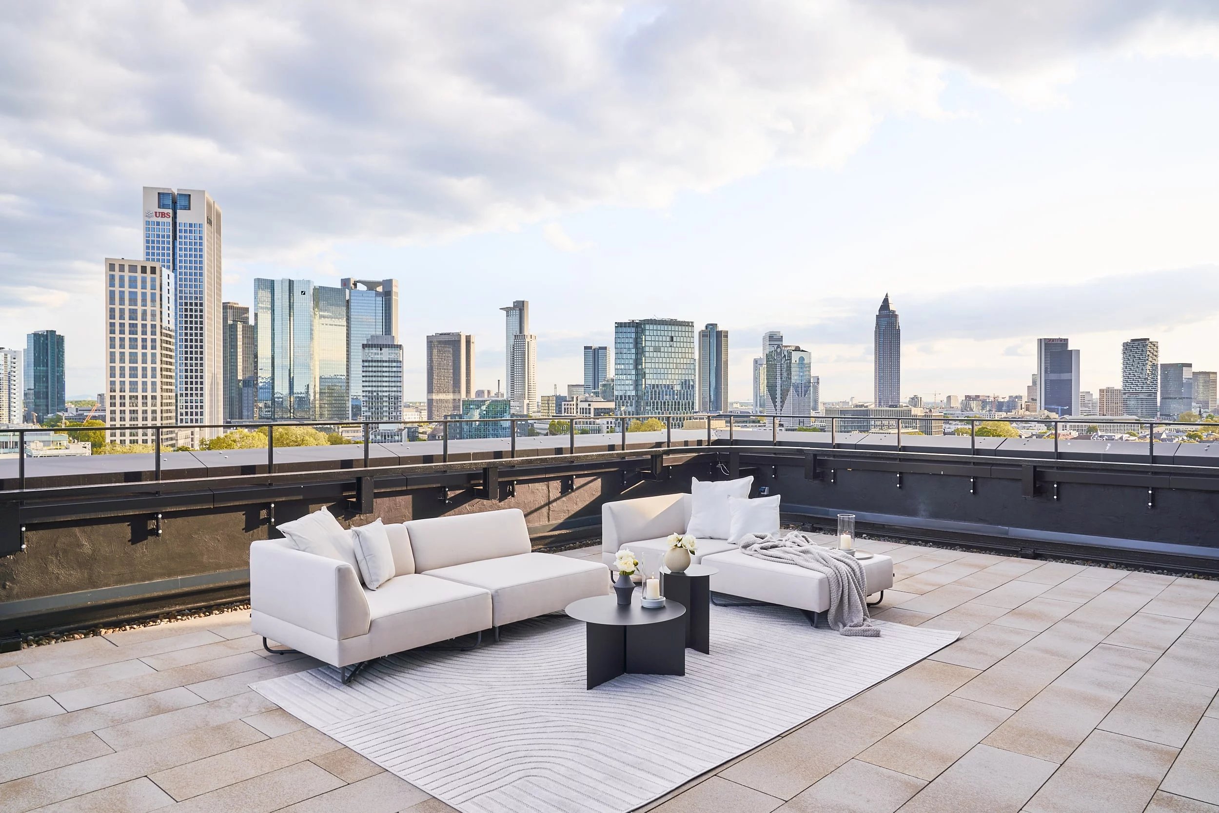 Hochzeitslocation Place to be Westend Tower