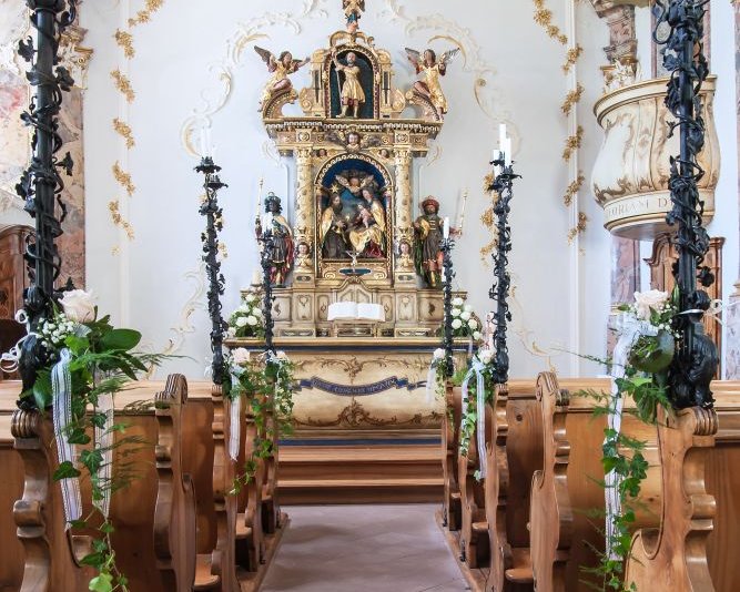 Schlosskapelle für kirchliche Trauungen im Schloss Beuggen in Schliengen